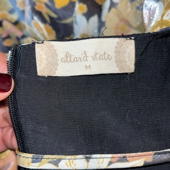 Altar'd State Shiny Shimmer Daisy Babydoll Dress Size Medium Puff Sleeve Floral - Picture 7 of 10